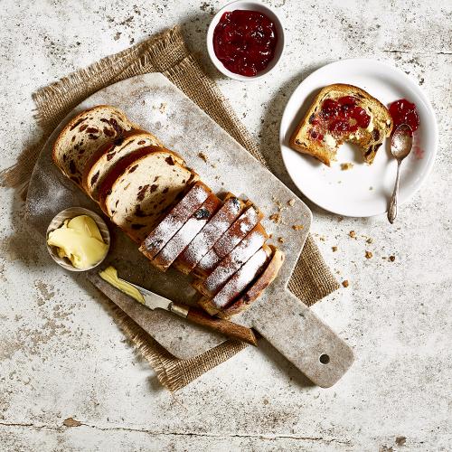 Irwins Cinnamon & Raisin Loaf 10x400g