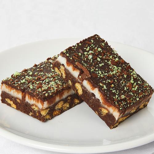 Coolhull Mint Chocolate Traybake 1x60