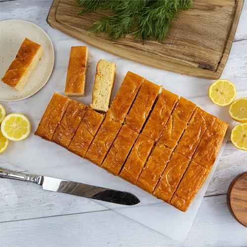 Lemon Drizzle Traybake 6x18ptn