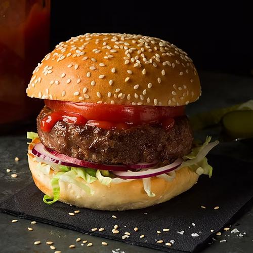 Coghlans Gourmet Sesame Seeded Burger Buns 24x142g 
