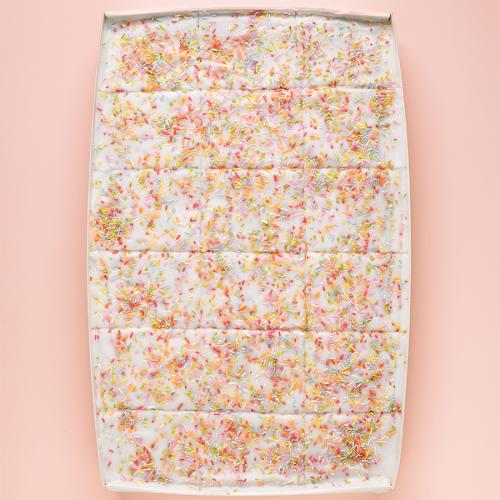 French Village Old School Cake Slab 1x18ptn