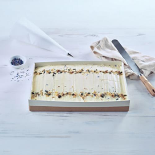 Carrot Cake Traybake 8x18ptn