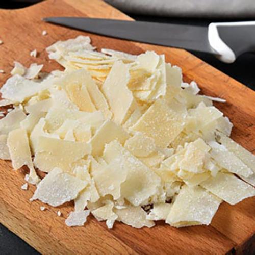 https://orders.lynasfoodservice.com/uploads/images/large-image/REAL-DAIRY-SHAVED-PARMESAN-CHEESE.png