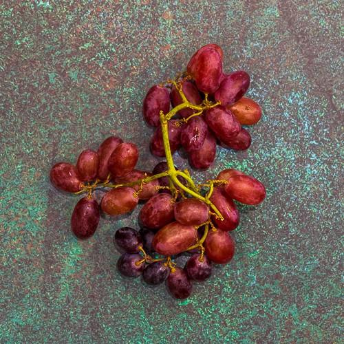 First 4 Fruit Red Seedless Grapes Punnet