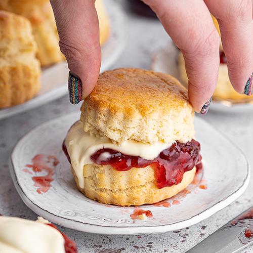 Plain Scone Puck 60X150GM