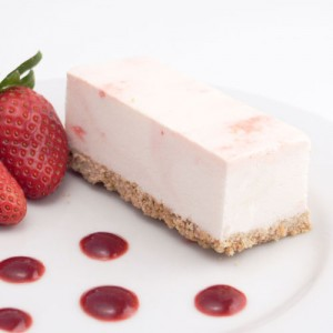  Strawberry Cheesecake Traybake 1x44ptn