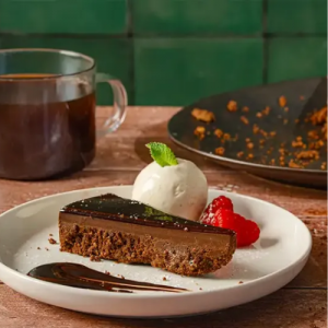 Aulds Delicious Dessert Mirrored Chocolate Torte 1x16ptn Pre-cut