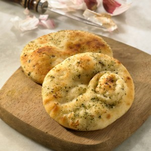 Mini Garlic Corian Naan 72x35g