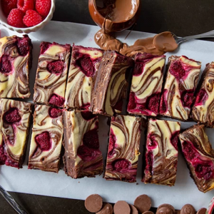 Raspberry Cheesecake Brownie 10x14ptn