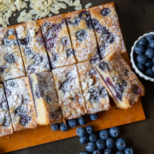 Blueberry Bakewell 10x14ptn (Cakesmiths)