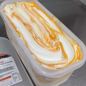 Rizzas White Chocolate Orange Ice Cream 4x5ltr