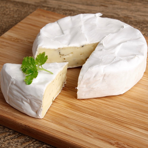 Chilled Brie Wheel (Per Kg)