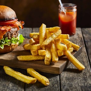 Lutosa 10mm Extra Crispy Chips 4x2.5kg